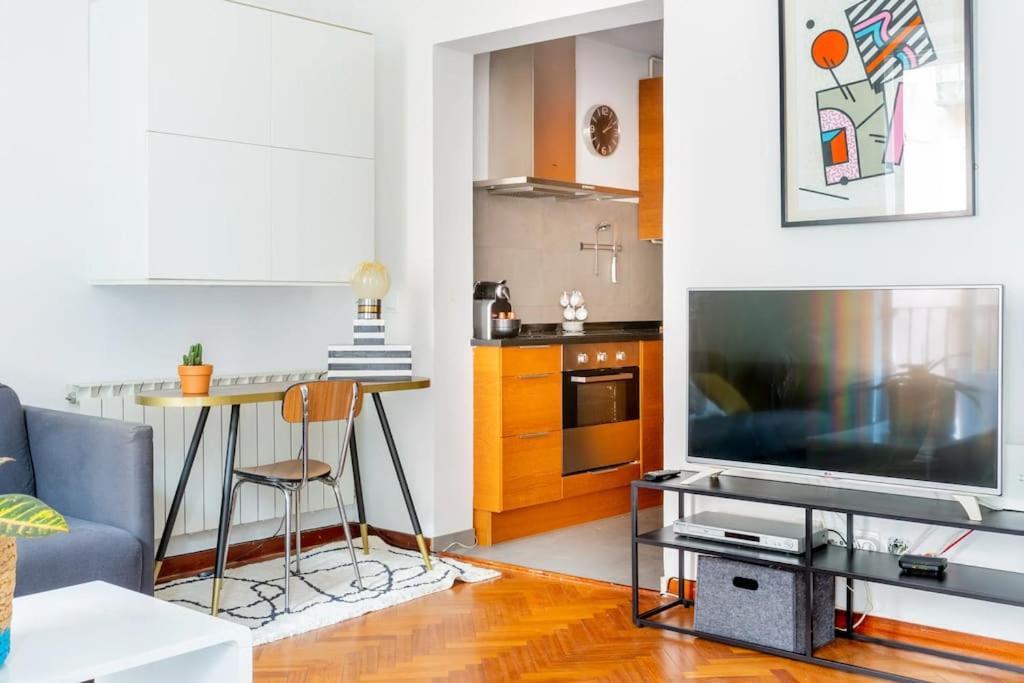 Malasana Beautiful Design Apartment 2Bed 2Bath Мадрид Екстер'єр фото